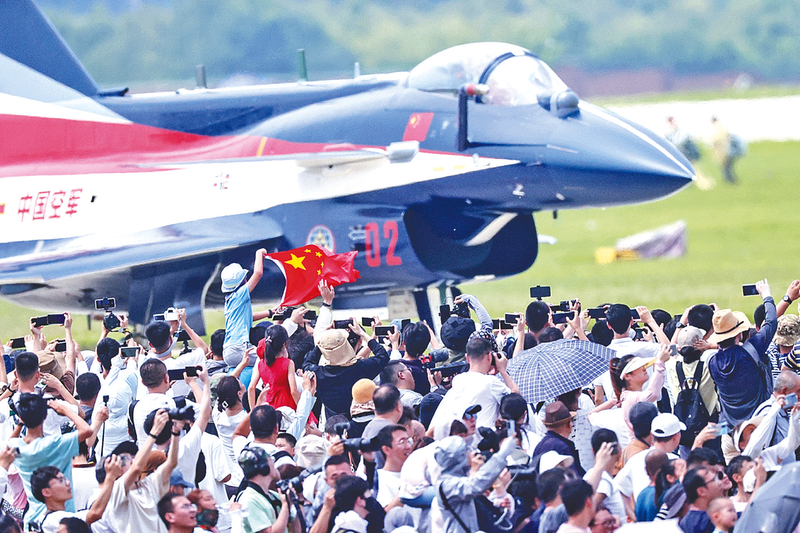 粗大插入AV长春航空展迎来首个公众日